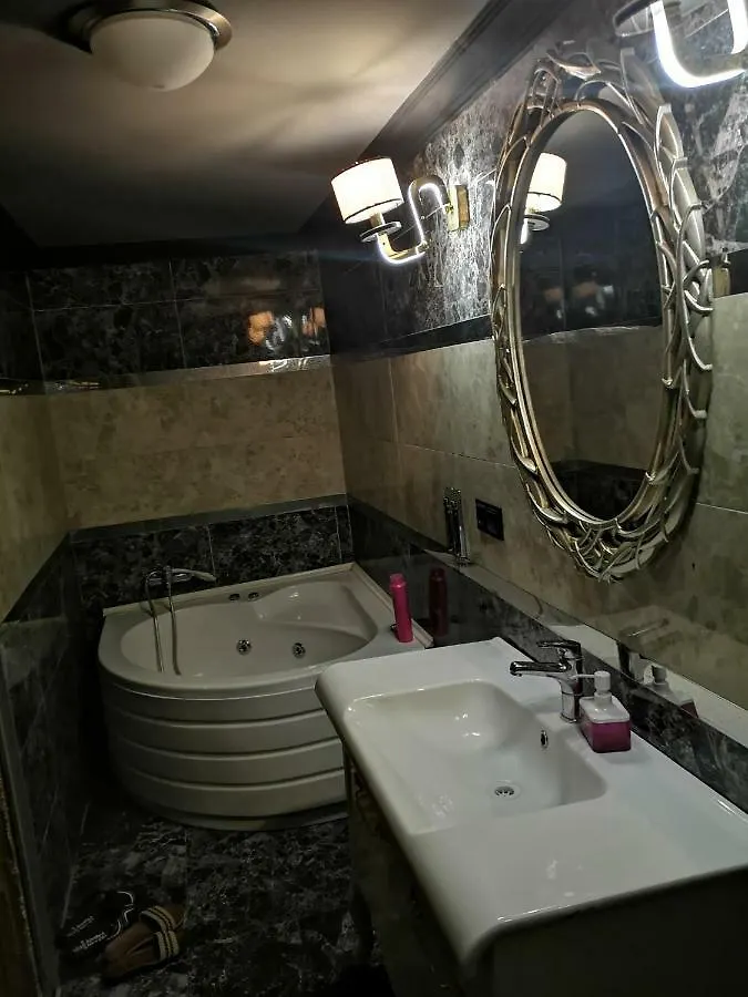 Love hotel 402- Black House Jakuzi Ve Klimali Daire Hotel Ankara